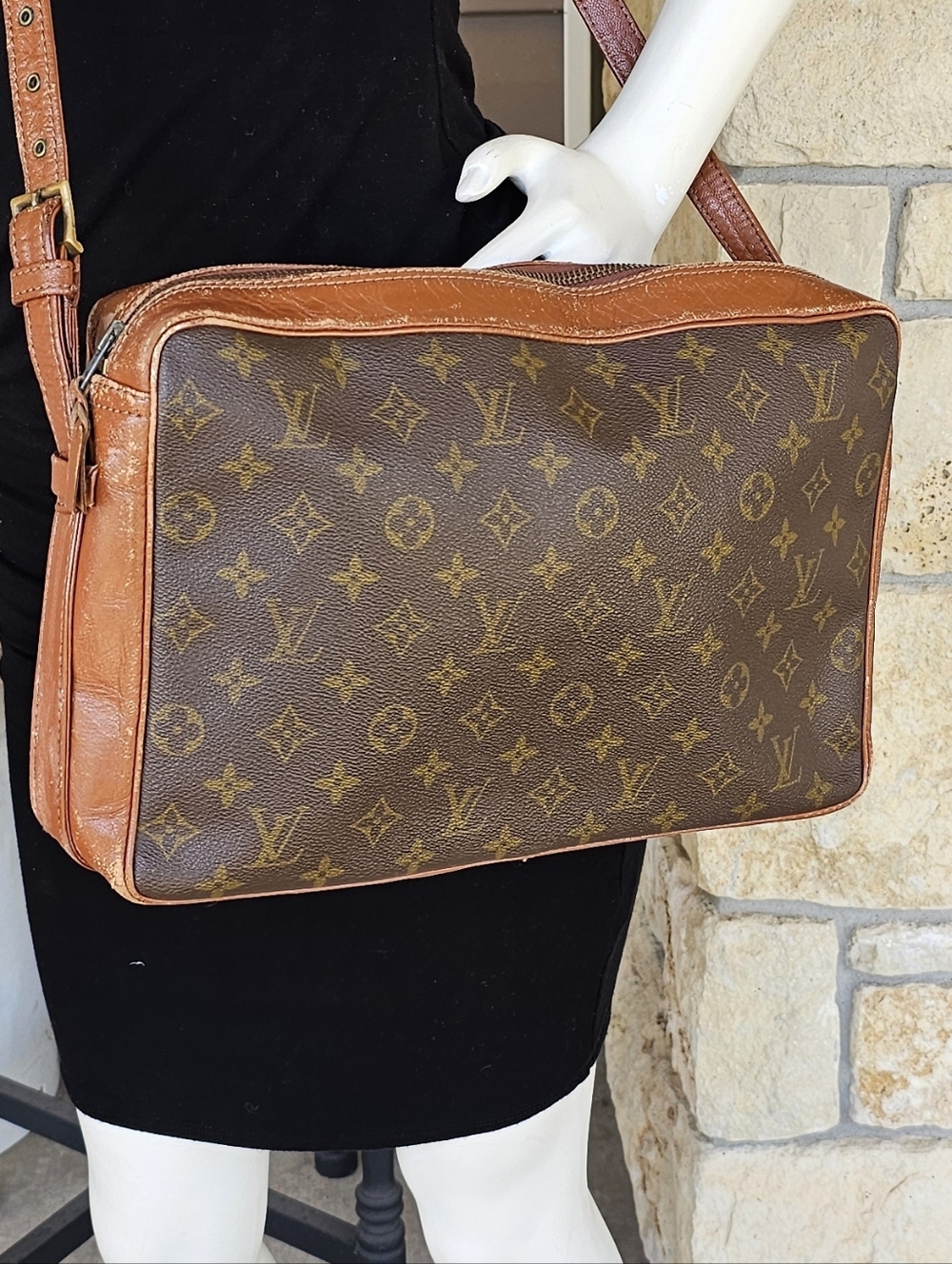 Vintage Louis Vuitton Bandouluere Monogram Crossbody